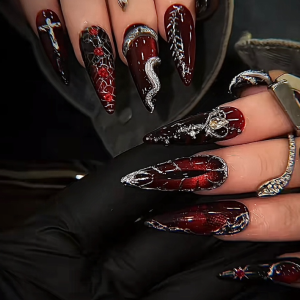 halloween-ngel-2025-blutrote-eleganz-und-dunkle-magie-bei-nails-bei-ruby-rostock