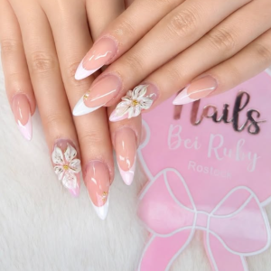 elegante-french-babyboomer-ngel-mit-3d-blumen-luxus-braut-nageldesign-2026