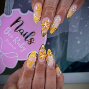 gelngel-nageldesign-vom-feinsten